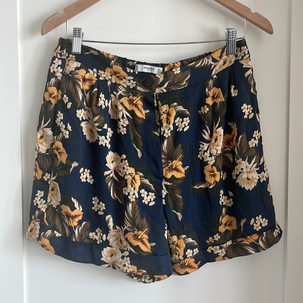MANGO floral suiting short